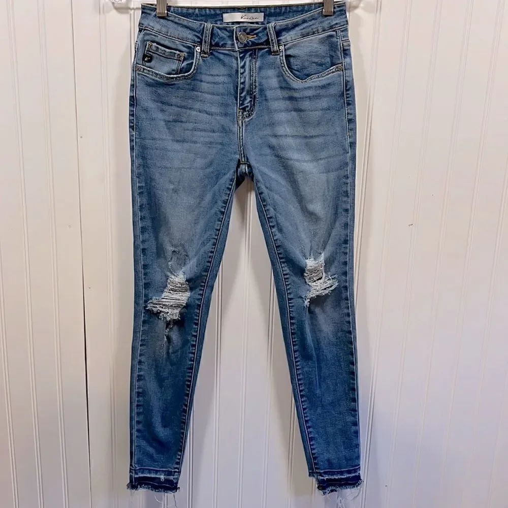 KanCan mid rise distressed raw hem skinny jean